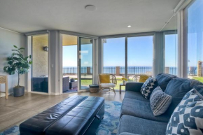 Oceanfront Condo, Hot Tub, Heated Pool, Beach Access, Beach Gear